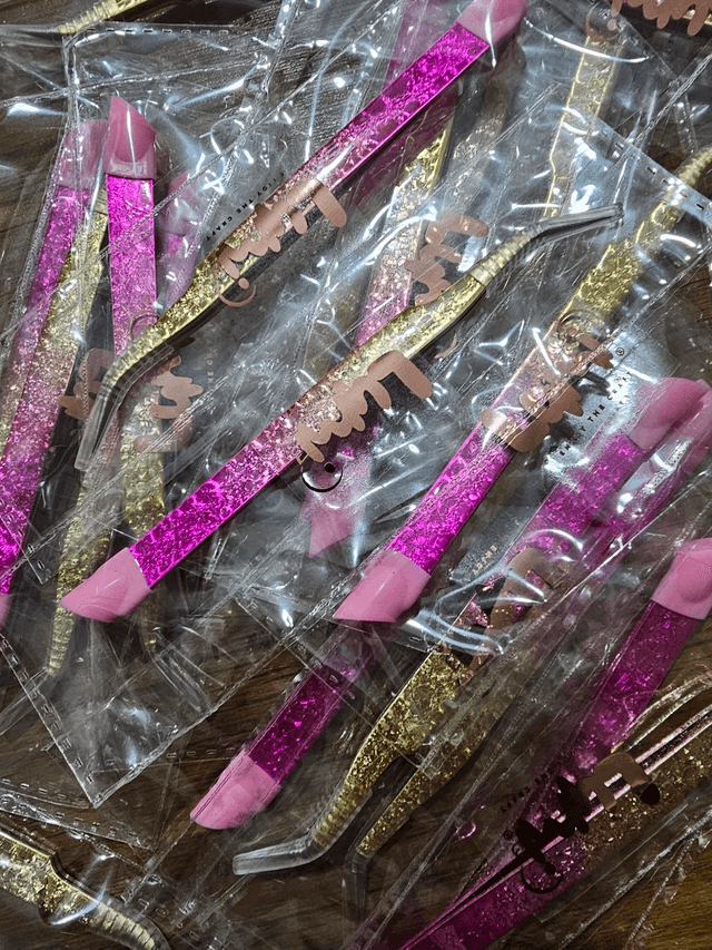 Tweezer 